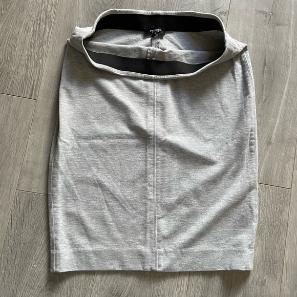 Grey Bodycon Skirt - Picture 2 of 3